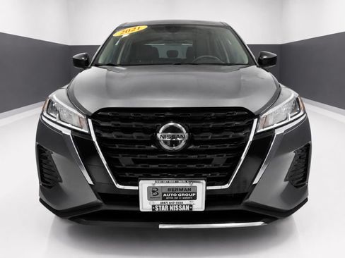 Used 2021 Nissan Kicks S FWD image 6