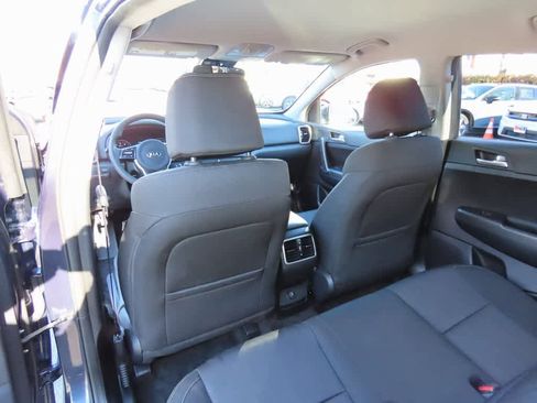 Used 2022 Kia Sportage LX image 14