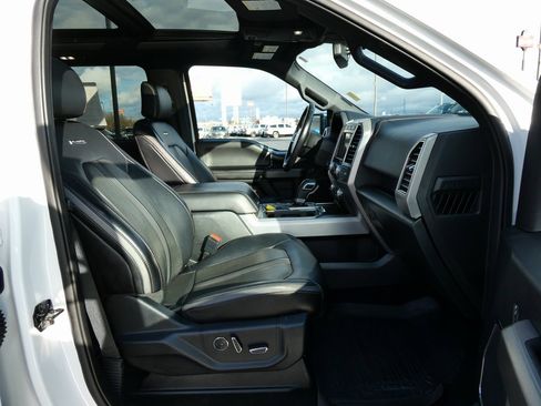 Used 2020 Ford F150 Platinum w/ Equipment Group 701A Luxury image 17