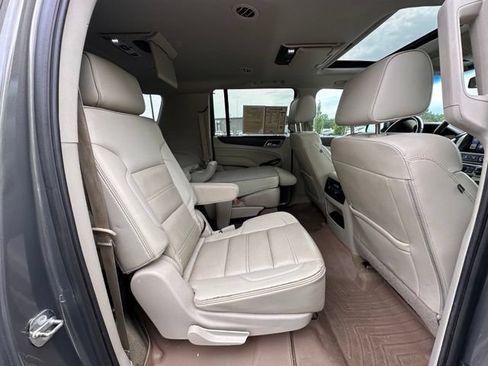 Used 2017 GMC Yukon XL Denali w/ Open Road Package AWD/4WD image 30