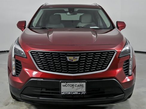 Used 2019 Cadillac XT4 Luxury w/ Cold Weather Package AWD/4WD image 4