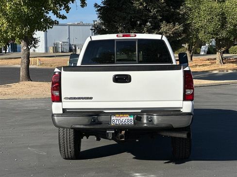 Used 2007 Chevrolet Silverado 3500 LT w/ Heavy-Duty Power Package AWD/4WD image 4