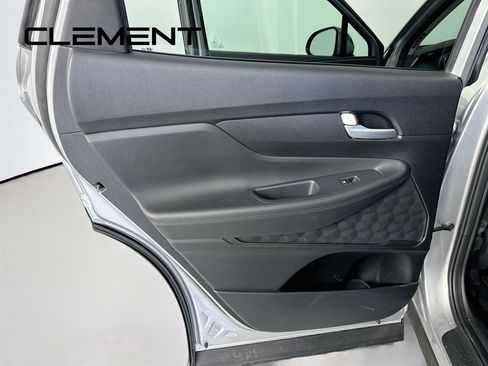 Used 2023 Hyundai Santa Fe SE FWD image 29