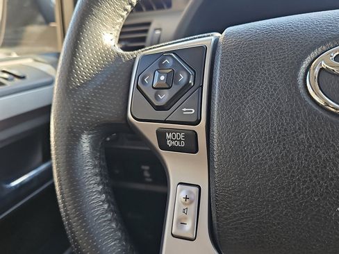 Used 2017 Toyota 4Runner Limited image 20