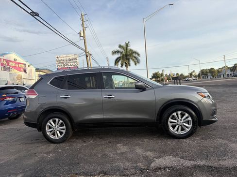 Used 2015 Nissan Rogue SV FWD image 5