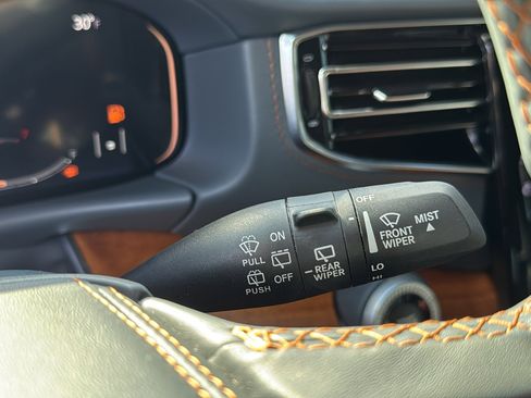 Used 2022 Jeep Grand Wagoneer Series II image 17