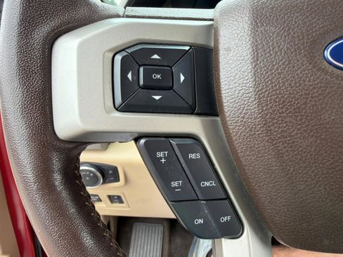 Used 2018 Ford F150 Lariat RWD image 23