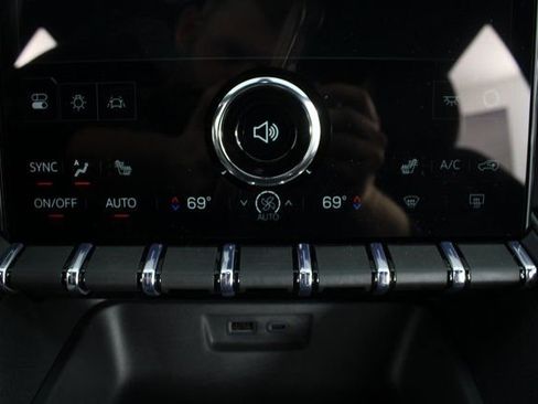 New 2026 GMC Terrain Elevation w/ Elevation Premium Package image 6