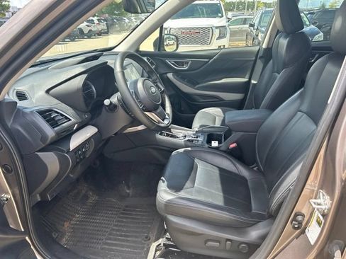 Used 2023 Subaru Forester Limited AWD/4WD image 4