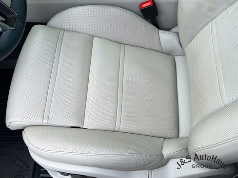 Used 2022 Porsche Cayenne S AWD/4WD image 25