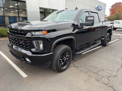 Used 2022 Chevrolet Silverado 2500 LTZ w/ LTZ Plus Package image 3