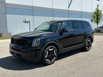 Used 2024 Kia Telluride EX w/ EX Captain's Chair Package