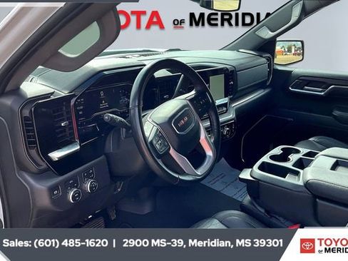 Used 2024 GMC Sierra 1500 SLT image 12
