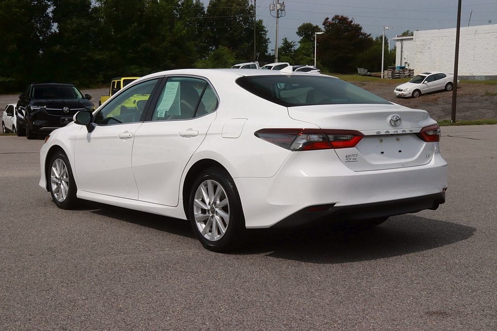 Used 2023 Toyota Camry LE FWD image 5