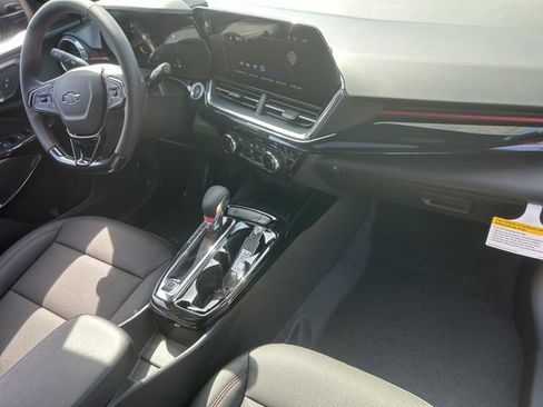 New 2026 Chevrolet Trax RS w/ Sunroof Package FWD image 21
