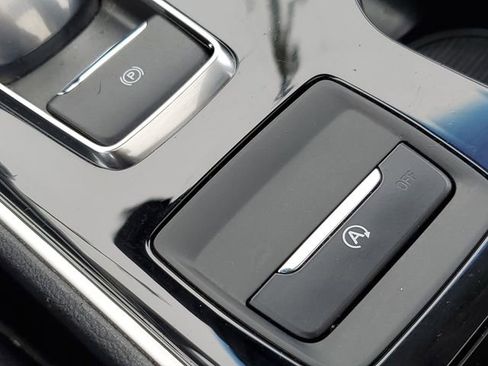 Used 2020 Ford Edge SEL w/ Convenience Package image 24