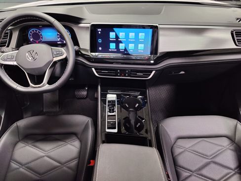 Used 2026 Volkswagen Atlas Cross Sport SE w/ Panoramic Sunroof Package AWD/4WD image 22