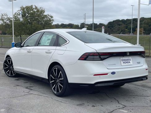 New 2025 Honda Accord Touring image 16