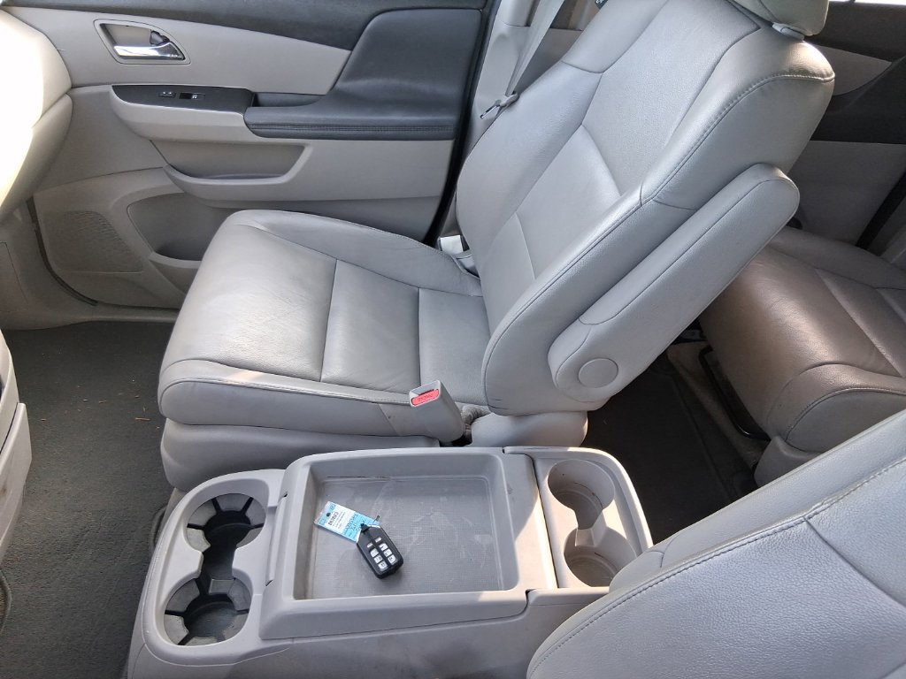Used 2015 Honda Odyssey EX-L image 32