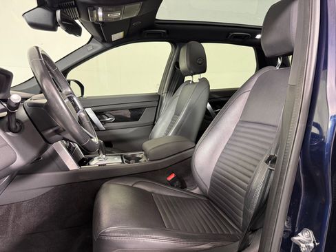 Used 2022 Land Rover Discovery Sport SE AWD/4WD image 5