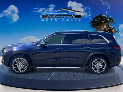 Used 2021 Mercedes-Benz GLS 450 4MATIC image 4