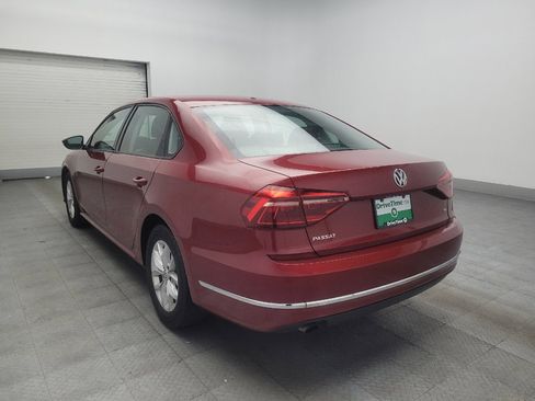 Used 2018 Volkswagen Passat 2.0T S w/ Driver Assistance Package FWD image 5