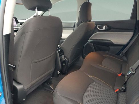 Certified 2022 Jeep Compass Sport image 10