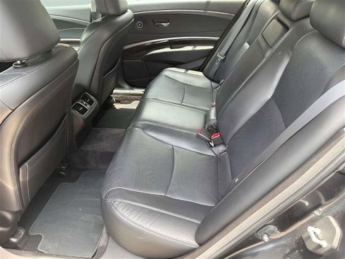 Used 2015 Acura RLX w/ Technology Package FWD image 10