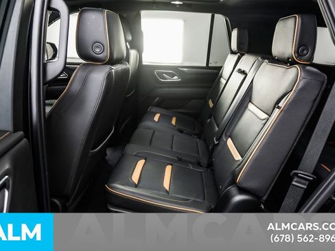 Used 2024 GMC Yukon AT4 w/ AT4 Premium Plus Package AWD/4WD image 17
