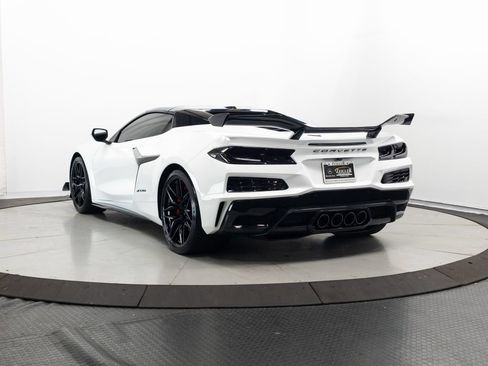 Used 2025 Chevrolet Corvette Z06 w/ Battery Protection Package RWD image 24