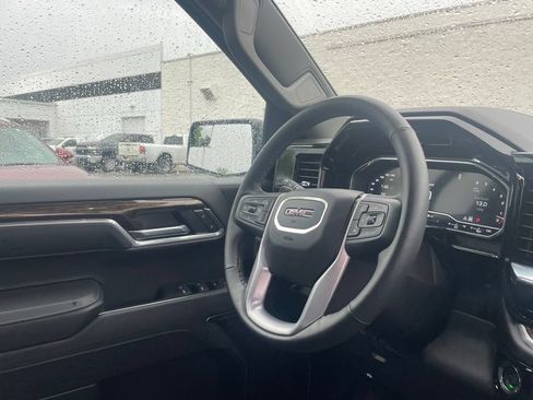 Used 2025 GMC Sierra 1500 Elevation w/ X31 Off-Road Package AWD/4WD image 27