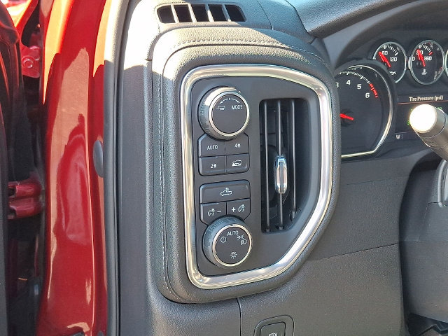 Certified 2022 Chevrolet Silverado 1500 LT w/ Bed Protection Package AWD/4WD image 32