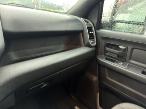 Used 2024 RAM 3500 Tradesman w/ Chrome Appearance Group AWD/4WD image 25
