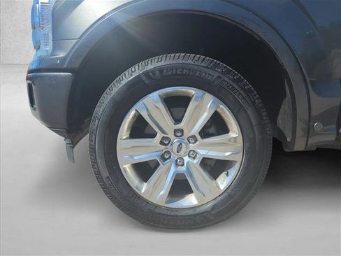 Used 2019 Ford F150 Platinum w/ Equipment Group 701A Luxury image 25