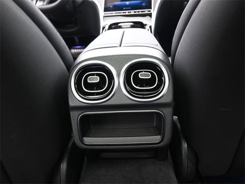 New 2025 Mercedes-Benz C 300 Sedan image 24