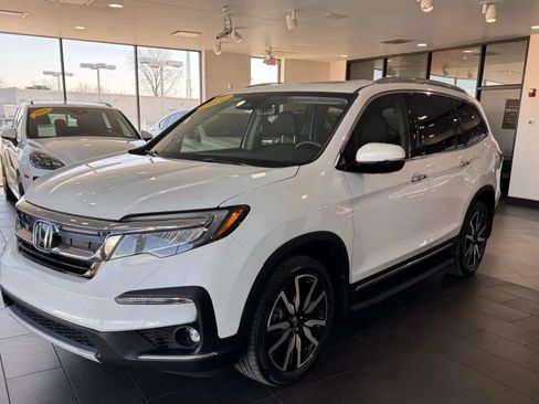 Used 2021 Honda Pilot Touring image 1
