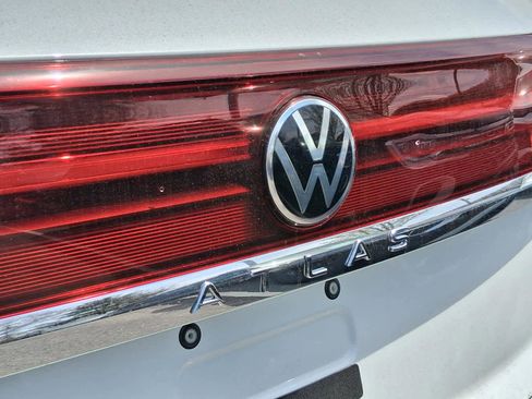New 2026 Volkswagen Atlas Cross Sport SEL Premium R-Line AWD/4WD image 11