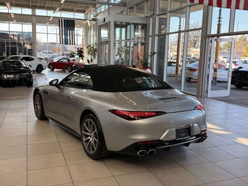 Used 2023 Mercedes-Benz SL 43 AMG w/ Driver Assistance Package image 58