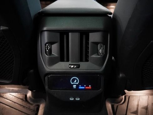 Used 2025 BMW X3 xDrive30i w/ M Sport Package image 26