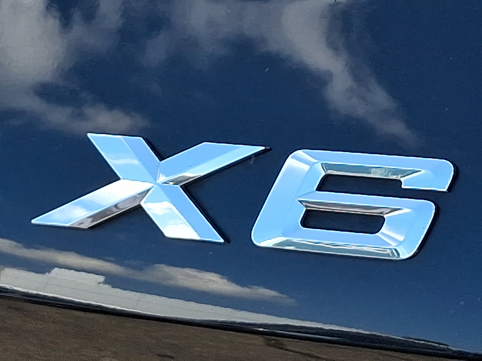Used 2023 BMW X6 xDrive40i w/ M Sport Package AWD/4WD image 30