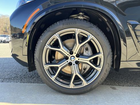 New 2026 BMW X5 xDrive50e w/ M Sport Package image 13