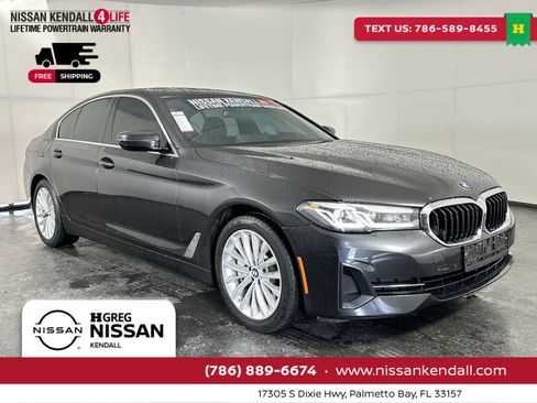Used 2023 BMW 530i w/ Premium Package image 2