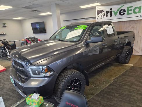 Used 2017 RAM 1500 Express image 6