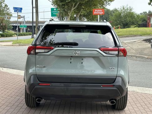 Used 2019 Toyota RAV4 XLE image 28