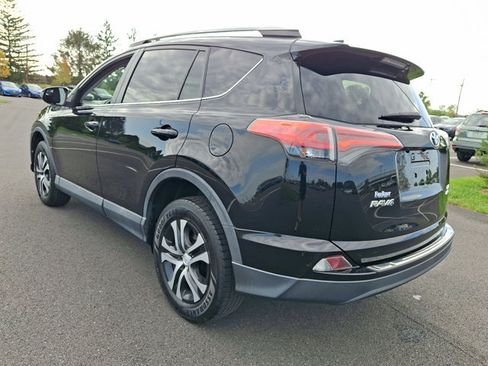 Used 2017 Toyota RAV4 LE w/ All Weather Liner Package AWD/4WD image 5
