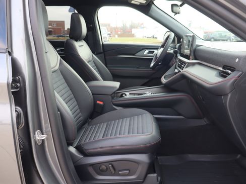 New 2026 Ford Explorer ST-Line image 14