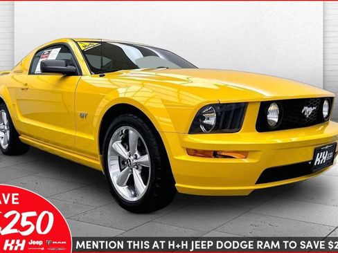 Used 2006 Ford Mustang GT RWD image 1