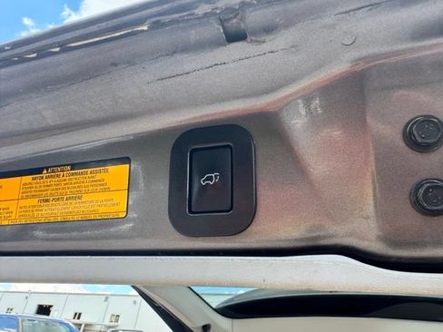 Used 2014 Toyota Sienna XLE FWD image 27