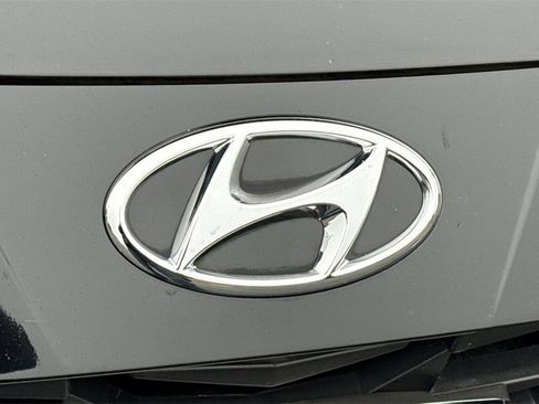 Used 2023 Hyundai Elantra SEL w/ Convenience Package image 6