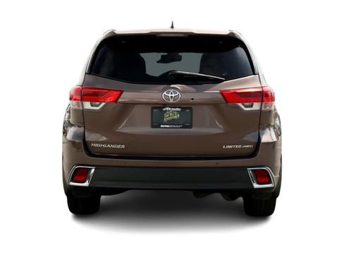 Used 2017 Toyota Highlander Limited AWD/4WD image 5